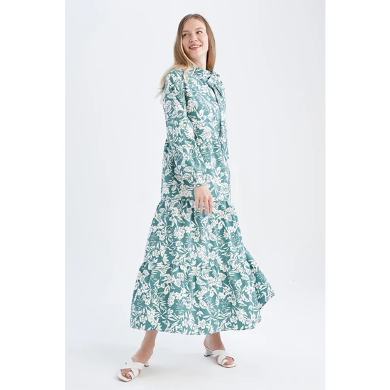 DeFacto Relax Fit Yarım Balıkçı Yaka Çiçekli Uzun Kollu Maxi Elbise Y7835AZ22HS