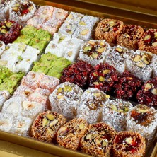 Çifte Kavrulmuş ve Sultan Lokum 850g Gold Kutu