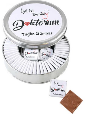 Yuvarlak Metal Kutuda Doktora Hediye 60 Madlen Çikolata (Bayan)