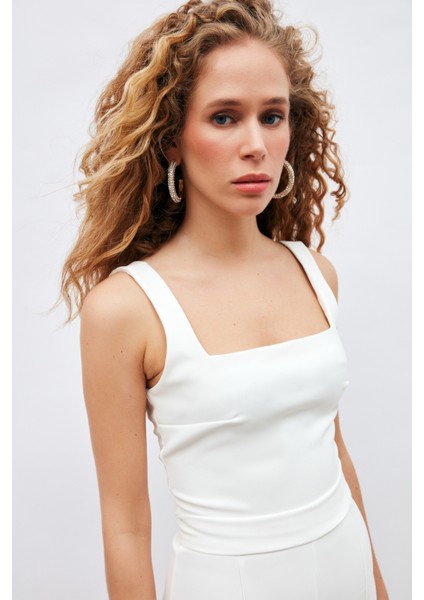 Kare Yaka Crop Bluz - Ekru fiyatları