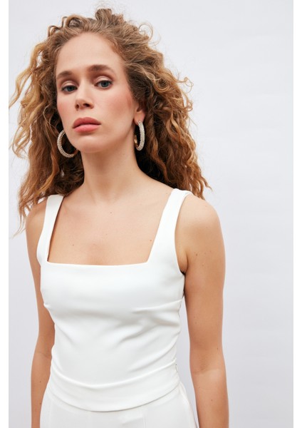 Kare Yaka Crop Bluz - Ekru modelleri