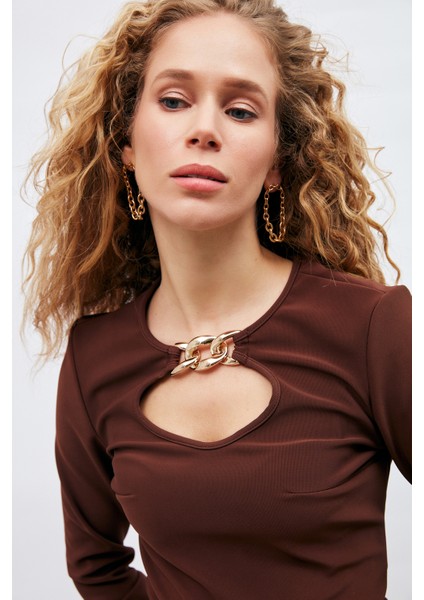 Zincir Detaylı Bluz - Kahve fırsatları