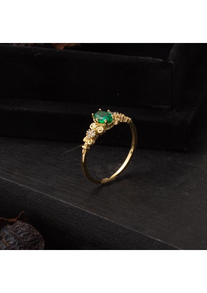 14 Ayar Çiçek Motifli Yeşil Taşlı Altın Yüzük fırsatları