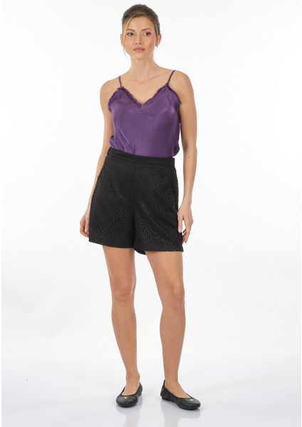 Minimalist Dantel Desenli Kadın Şort - Günlük Kullanım