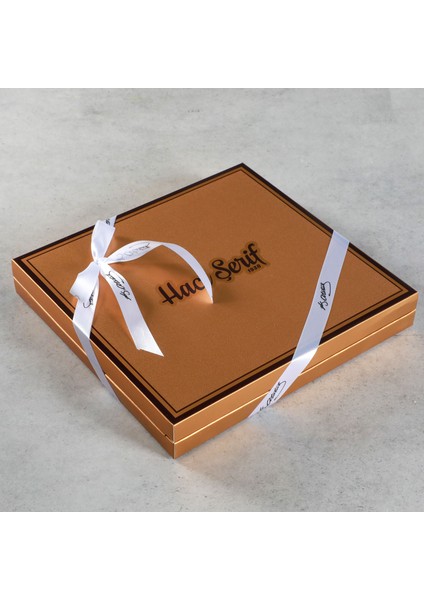 Öğretmenler Günü Hediyesi 32 Adet Madlen Çikolata (Gold Kutu) fırsatları