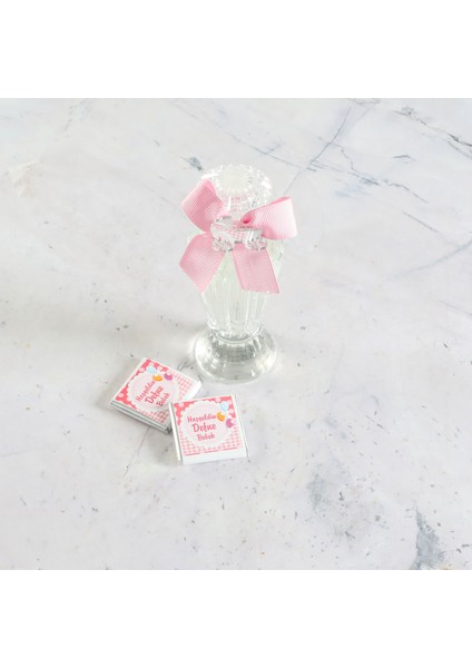 Pembe Bebek 48 Adet Madlen Çikolata Metal Kutu + Kolonya Hediyeli modelleri