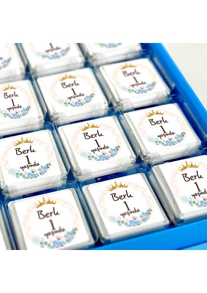 1 Yaş İsimli Erkek Bebek Çikolatası 32 Adet Madlen Çikolata Sunum Kutulu modelleri