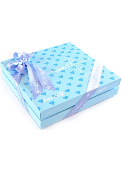 1 Yaş İsimli Erkek Bebek Çikolatası 32 Adet Madlen Çikolata Sunum Kutulu fırsatları