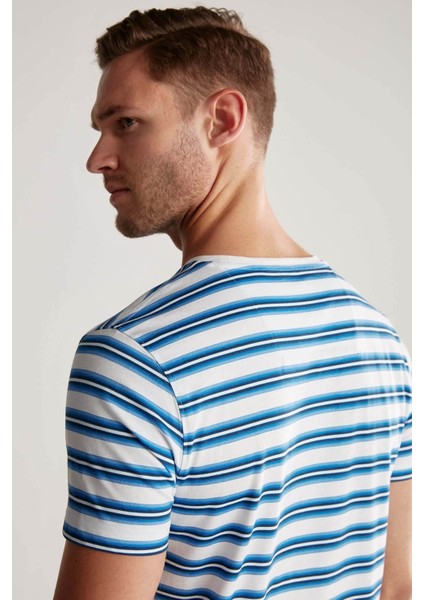 Beyaz Lacivert Çizgili Bisiklet Yaka Saf Pamuk T-Shirt modelleri