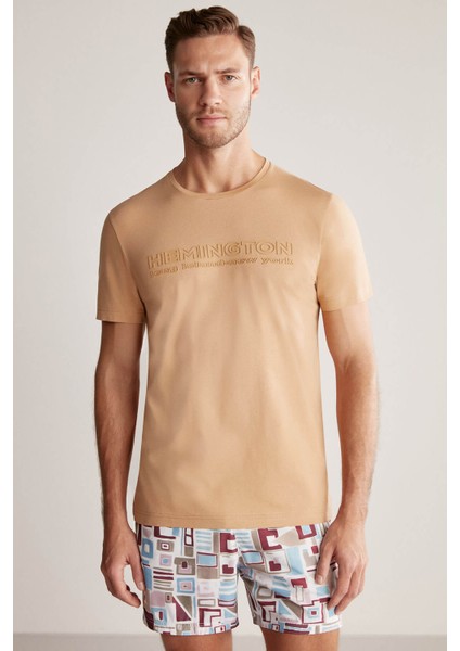 Kabartma Baskılı Kum Rengi Pima Pamuk T-Shirt