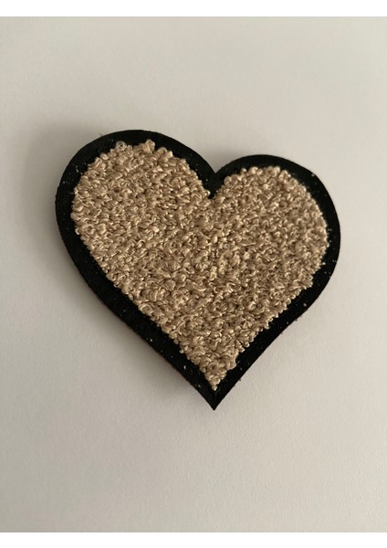 Ütü Ile Yapışan Dokuma Peluş,kolej,punch Arma Heart, Krem Kalp Modeli indirimleri