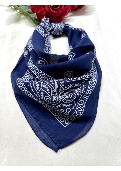 Lacivert Renk Etnik Desenli %100 Koton Bandana fırsatları