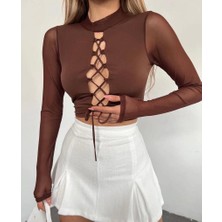Shine Önü Bağlamalı Tül Detaylı Crop Bluz
