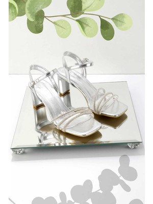 Bambi Metalik Lame  Kadın Abiye Ayakkabı K05215810109