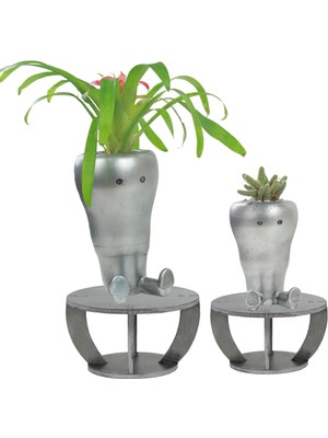Evene Ahşap Ayaklı Beton Saksı Büyük Boy Set 2 Adet Havuç Model