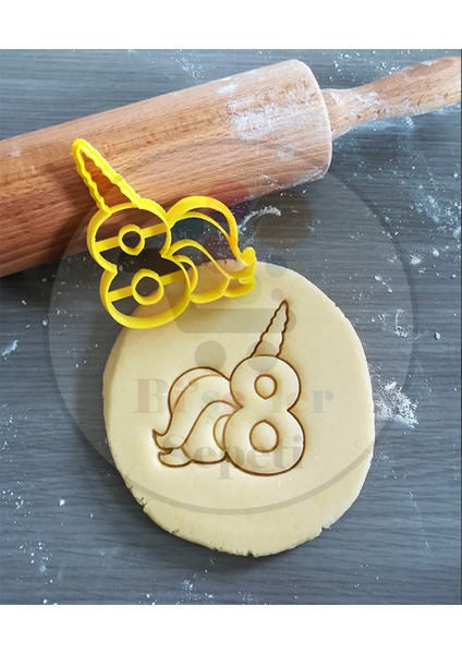 Unicorn Doğum Günü "8" Kurabiye Kalıbı