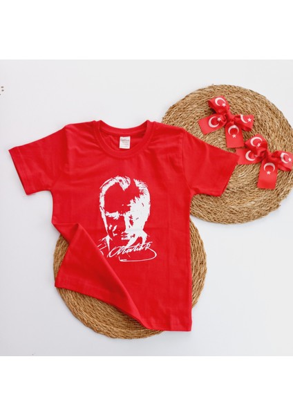 23 Nisan 29 Ekim Gösteri Kostüm Atatürk Baskılı Tşört ve Türk Bayraklı Kurdela Klipsli Tokaset modelleri