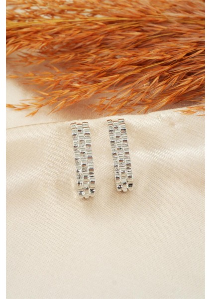 Kadın Özel Tasarım 3 cm Kordon Model Küpe fiyatları