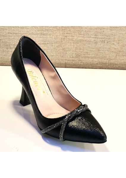 902 Bayan Kapalı Taşlı Kadeh Yüksek Ökçe Stiletto Ayakkabı