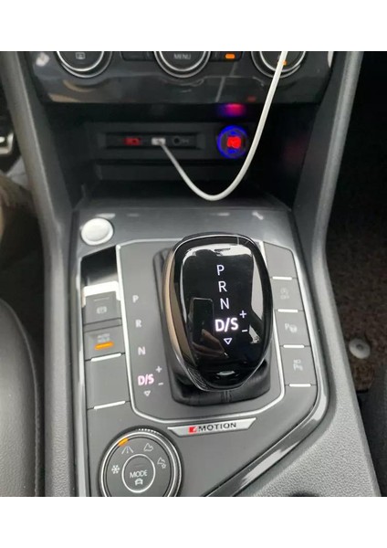Tiguan Uyumlu Işıklı Vites Topuzu - Tiguan Yeni Nesil Vites Topuzu Dönüşümü