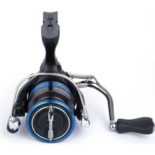 SHIMANO Nexave Fı 2500 Hg Spin Olta Makinesi