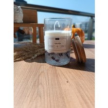 Urania Candle Urania | Doğal Lavanta Kokusu |  %100  Doğal Soya Mum | Bambu Kapaklı Cam Kavanoz| Vegan |bambu