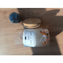Urania Candle Urania | Doğal Tarçın Kokusu | %100  Doğal Soya Mum | Bambu Kapaklı Cam Kavanoz | Vegan|bambu