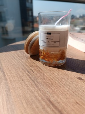 Urania Candle Urania | Doğal Sandal Kokusu  | %100  Doğal Soya Mum | Bambu Kapaklı Cam Kavanoz| Vegan|bambu