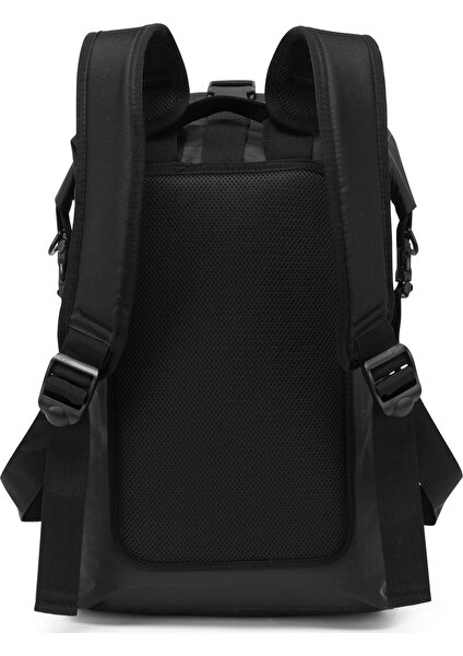 Voyager Day Pack