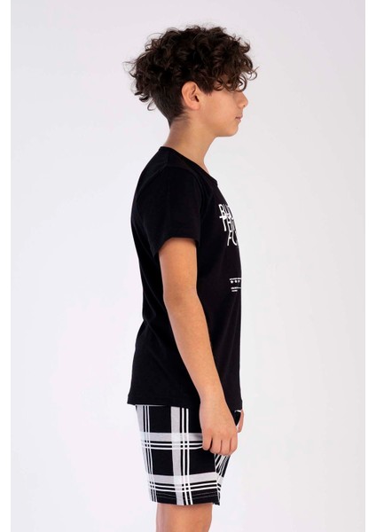 Pamuklu Erkek Çocuk Kısa Kol Şortlu Pijama Takım
