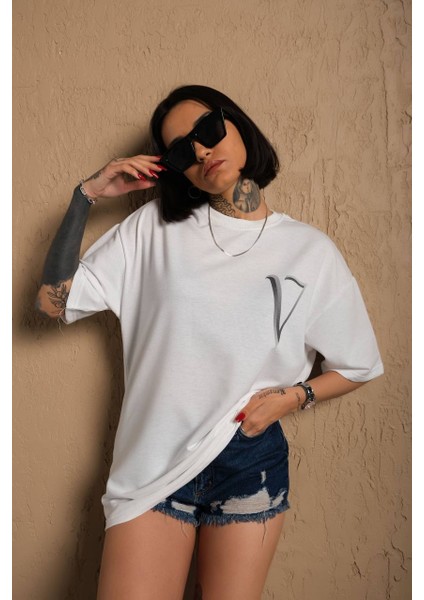 Vans Yazılı Ön ve Arka Baskı Detaylı Company Penye Oversize Beyaz Tişört modelleri