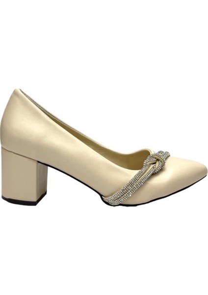 Taş Detaylı Klasik Topuklu Ayakkabı 6 Cm KREM