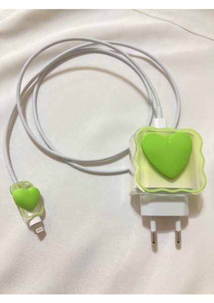 Apple Yeni Nesil Şarj Başlık ve Kablo Koruyucu Seti Green Lovely Tasarımlı