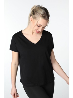 Defy's Kadın Kısa Kollu V Yaka Tişört Siyah