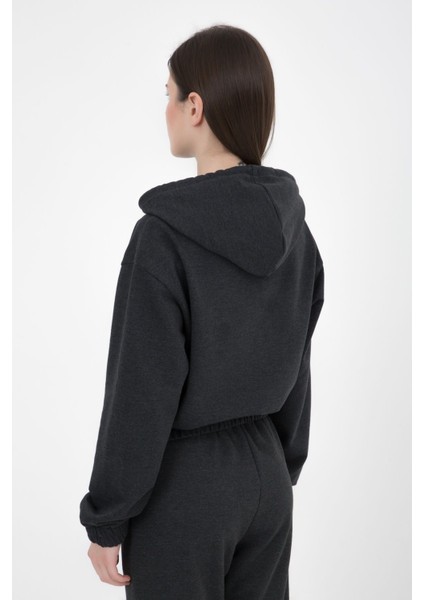 Kadın Baskılı Kapüşonlu Crop Sweat Antrasit indirimleri