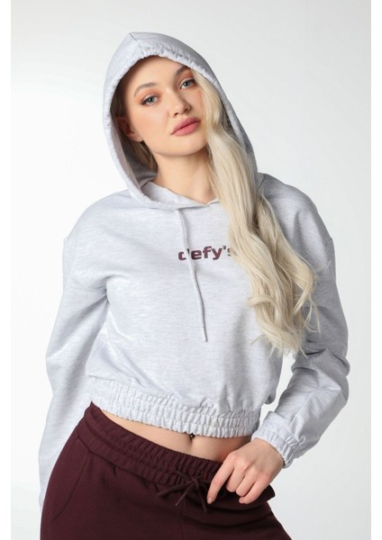 Kadın Baskılı Kapüşonlu Crop Sweat Gri fırsatları