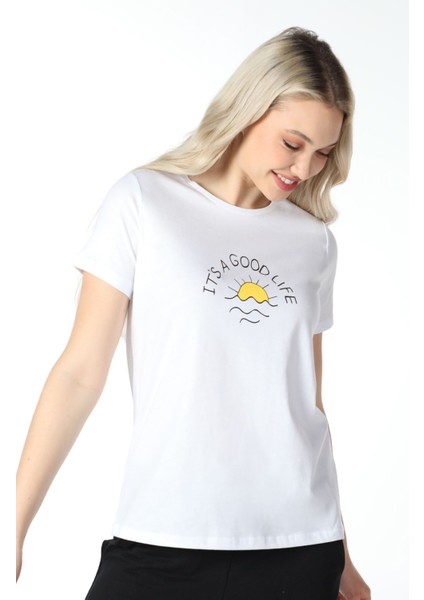 Kadın Bisiklet Yaka Kısa Kollu Regular Fit Baskılı Tişört Beyaz
