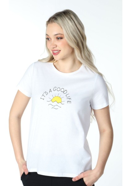 Kadın Bisiklet Yaka Kısa Kollu Regular Fit Baskılı Tişört Beyaz fiyatları