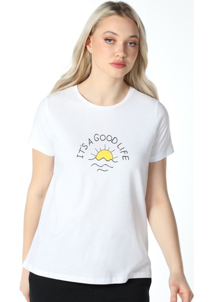 Kadın Bisiklet Yaka Kısa Kollu Regular Fit Baskılı Tişört Beyaz indirimleri