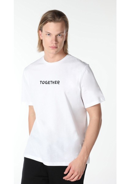 Erkek Bisiklet Yaka Kısa Kollu Regular Fit Baskılı Tişört Beyaz