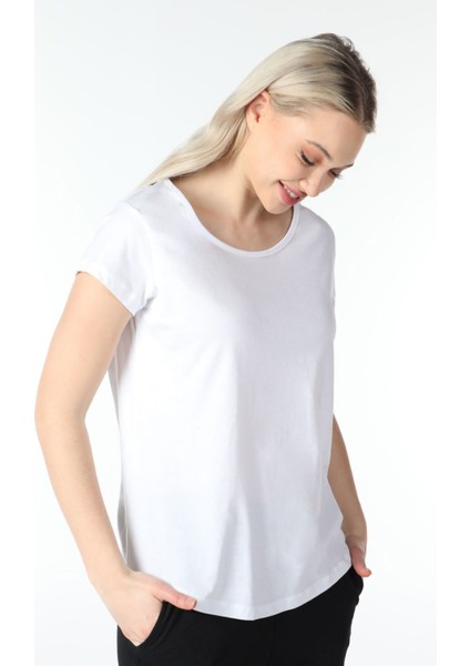 Kadın Kayık Yaka Kısa Kollu Regular Fit Basic Tişört Beyaz modelleri