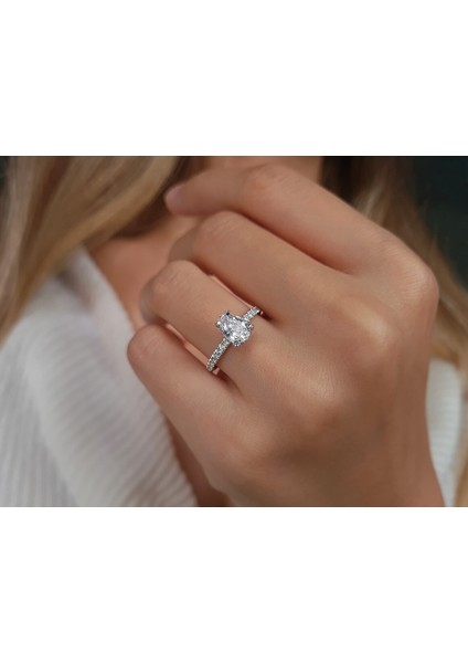 Pırlanta ve Beyaz Safir Venüs Gala Yüzük modelleri