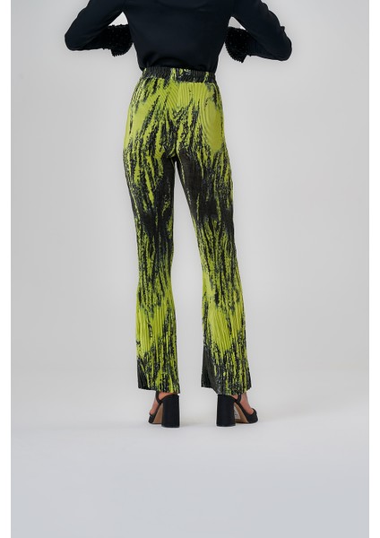 Desenli Piliseli Yeşil Pantolon modelleri