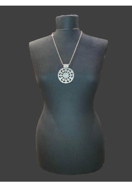 Uzun Zincirli Kabartmalı Modern Tasarım Kolye MY60N223100032
