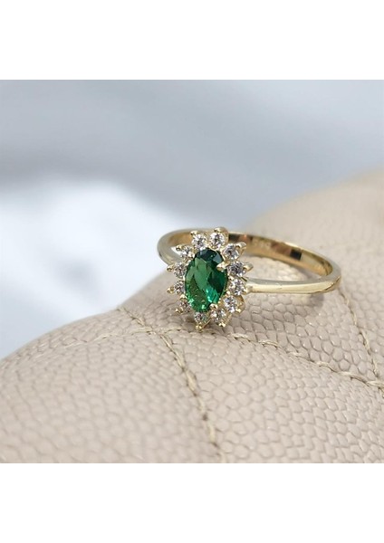 Tektaş Altın Yüzük - 14 Ayar Altın 1.05 Karat Zümrüt Yeşili Taşlı Tek Taş Evlilik Teklifi Yüzüğü fırsatları