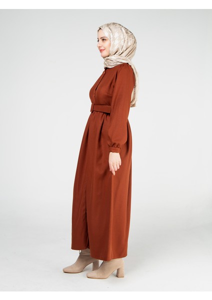 Önden Düğmeli ve Kemerli Elbise fırsatları