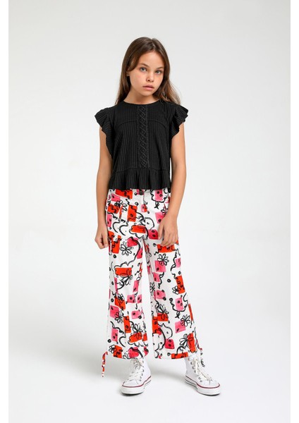 Kolları Fırfırlı Nakış İşlemeli Bluz - Siyah fiyatları