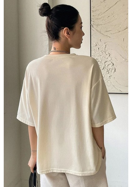 Garfield Baskılı T-Shirt fiyatları