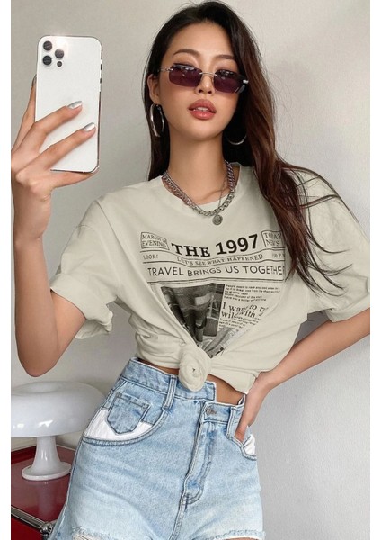 The 1997 Travel Baskılı T-Shirt fiyatları