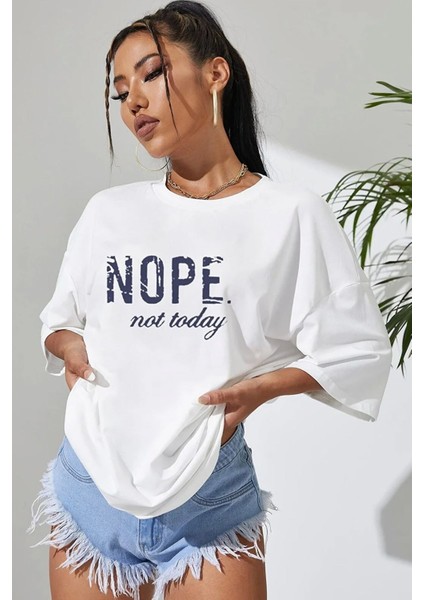Not Today Baskılı T-Shirt fırsatları